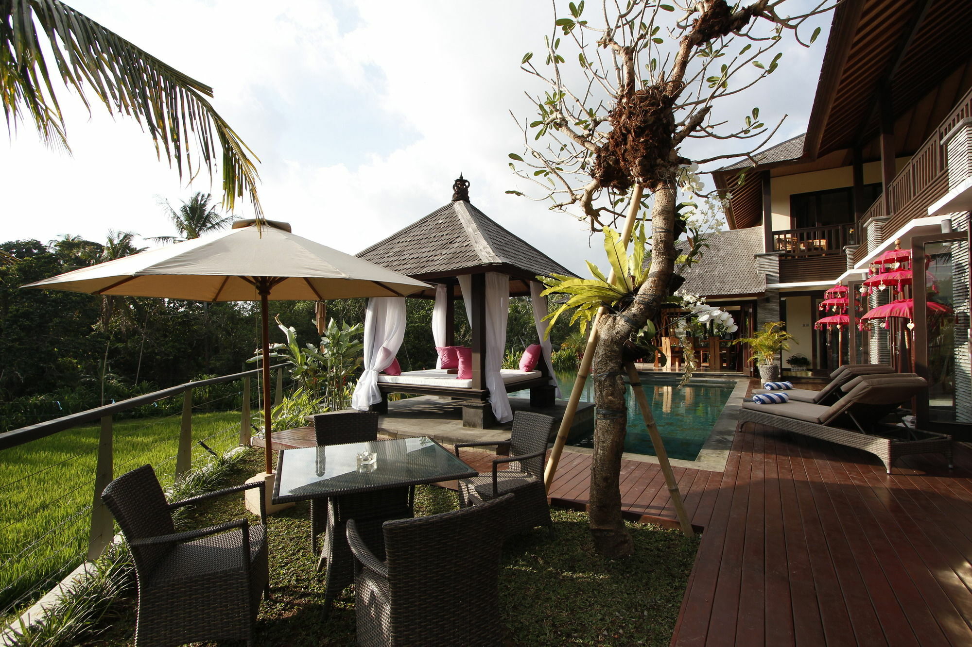 Villa The Bale Tokek à Kuta Lombok Extérieur photo