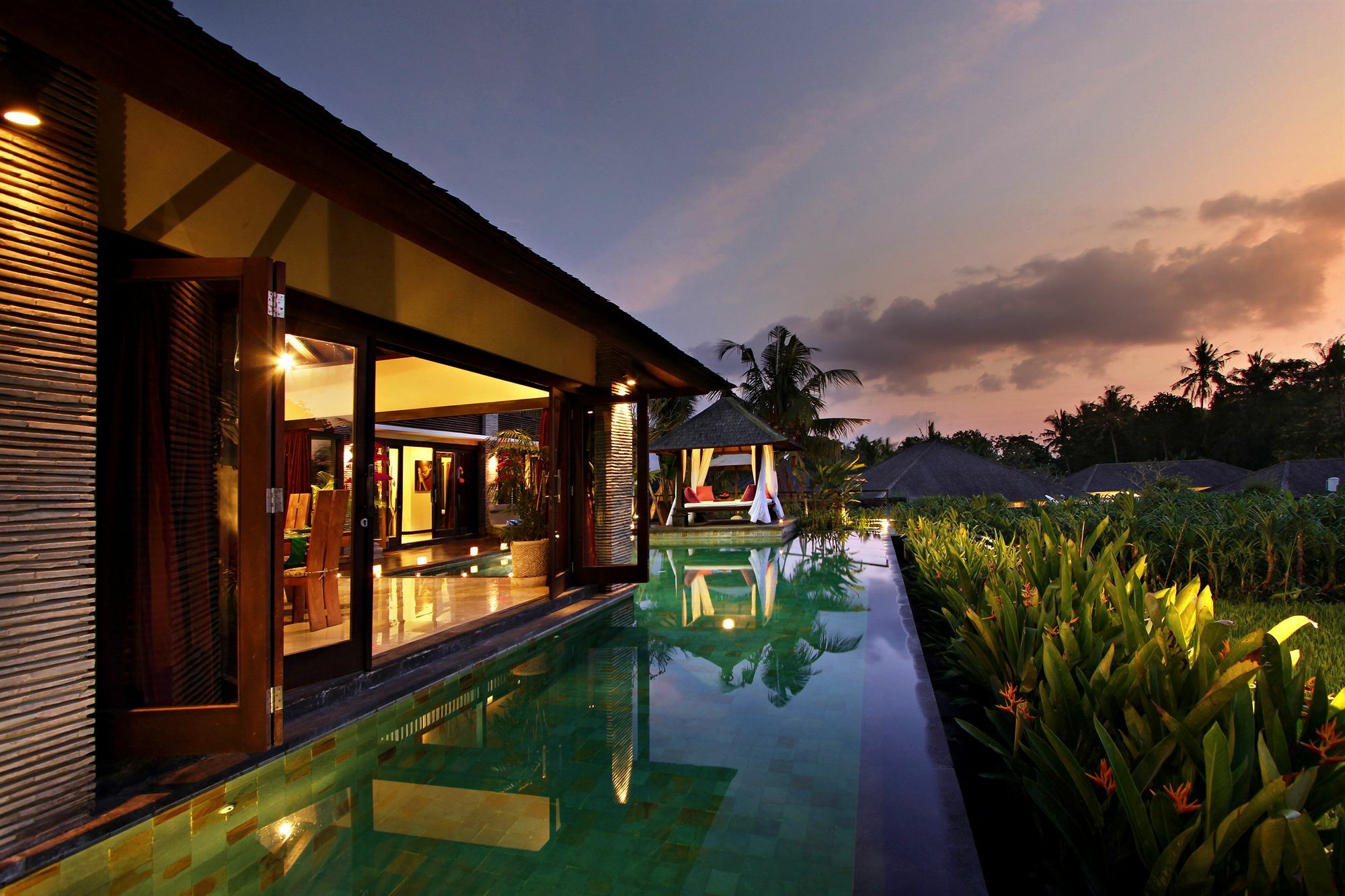 Villa The Bale Tokek à Kuta Lombok Extérieur photo